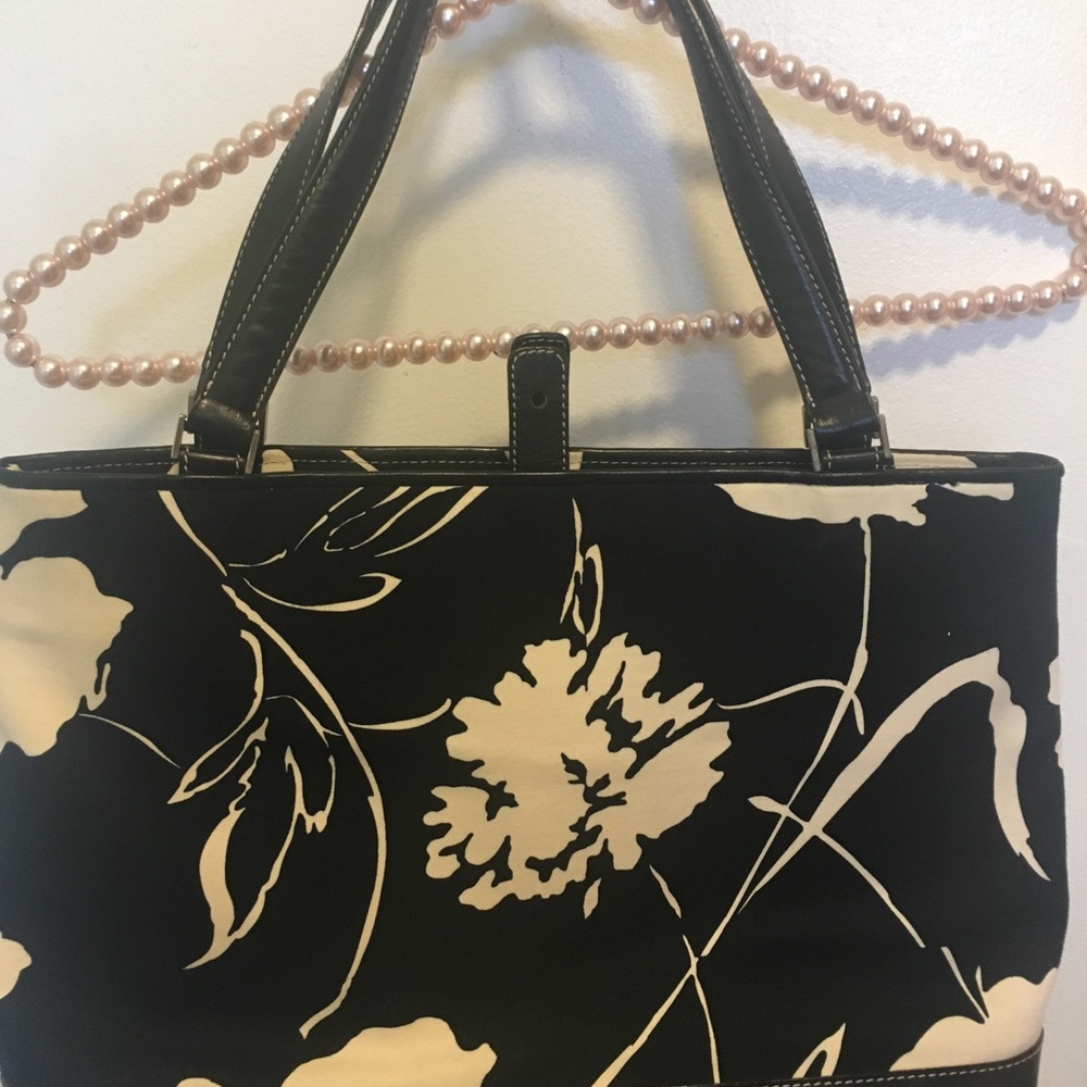 Kate Spade purse - Picture 2 of 4